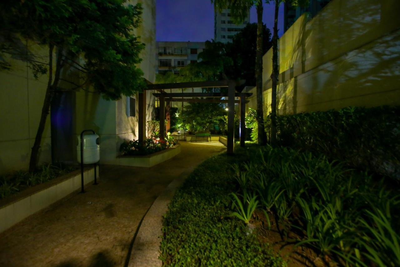 Quality Suites Oscar Freire Sao Paulo Exterior photo