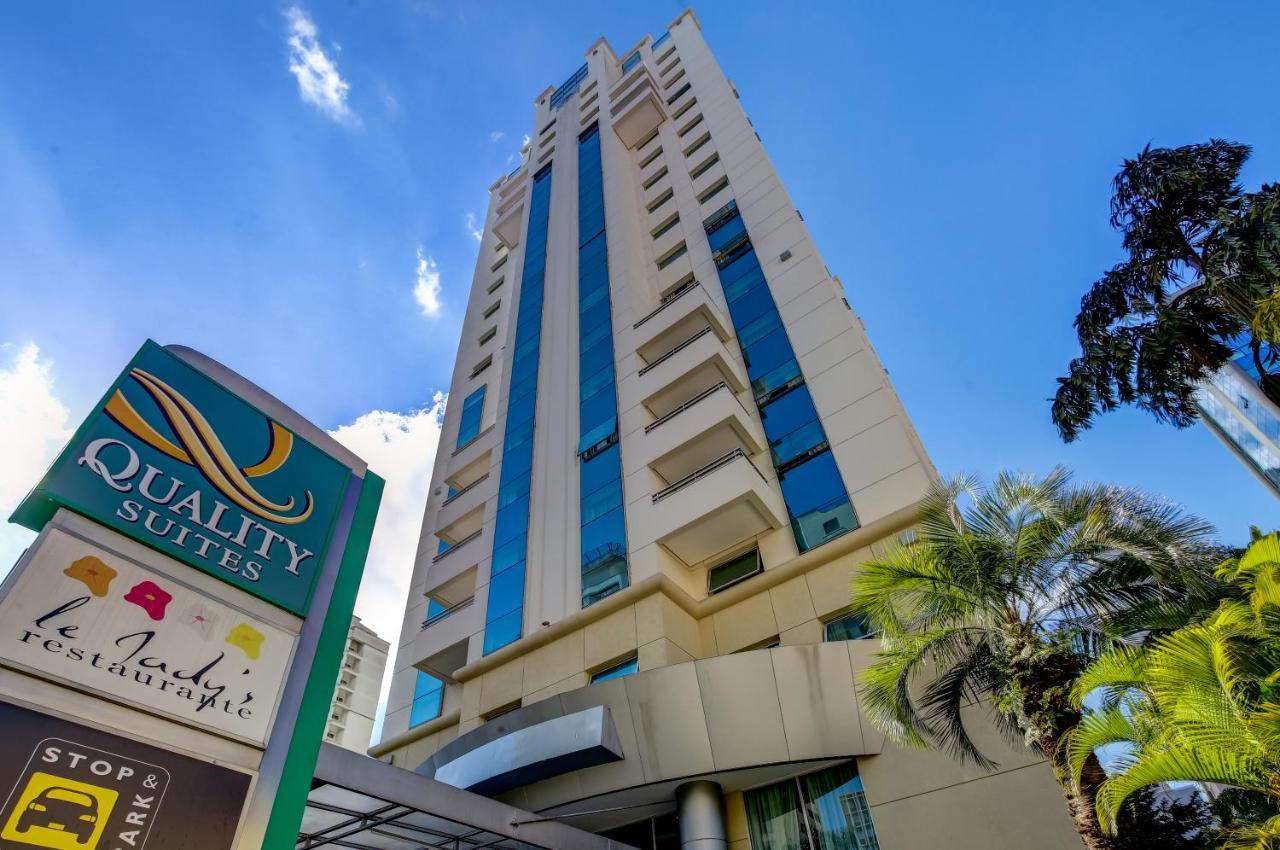 Quality Suites Oscar Freire Sao Paulo Exterior photo